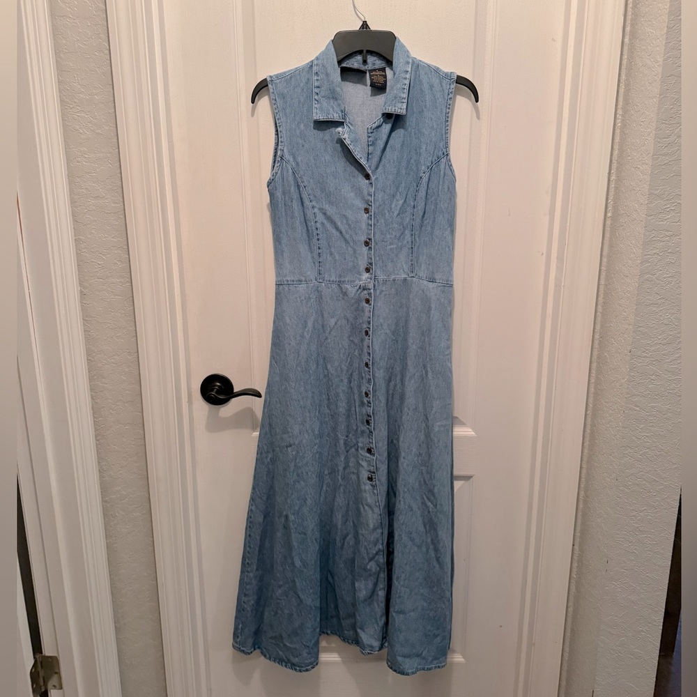 Faded Glory denim dress. Vintage. MIDI length